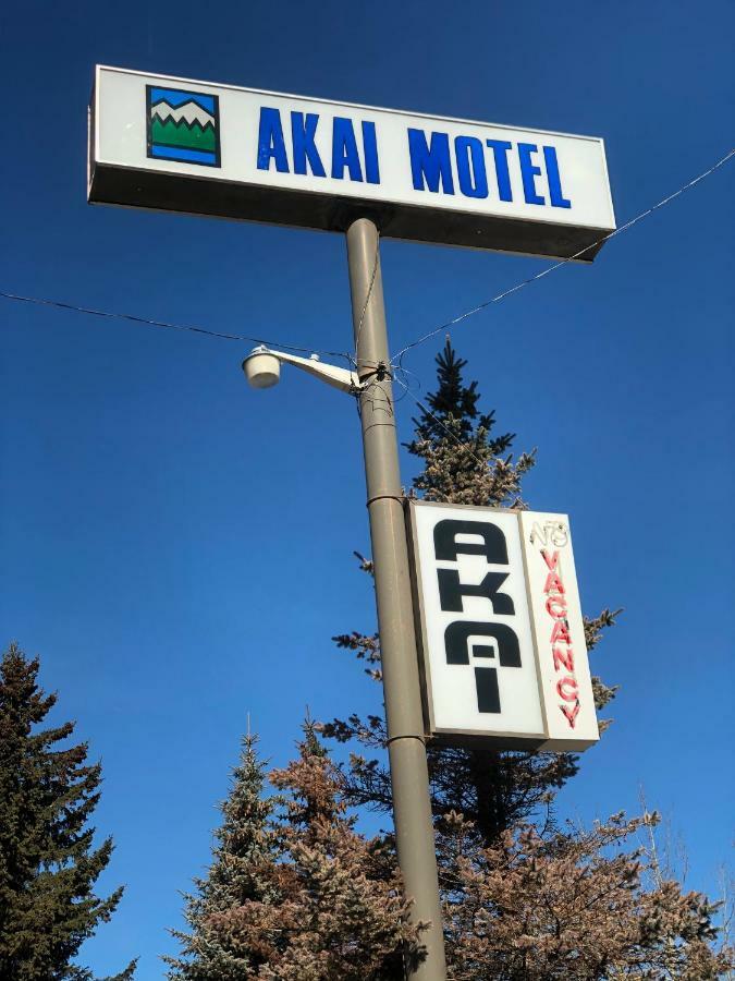 Akai Motel Canmore Extérieur photo